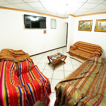 Mashy'S Hostal Otavalo Eksteriør bilde